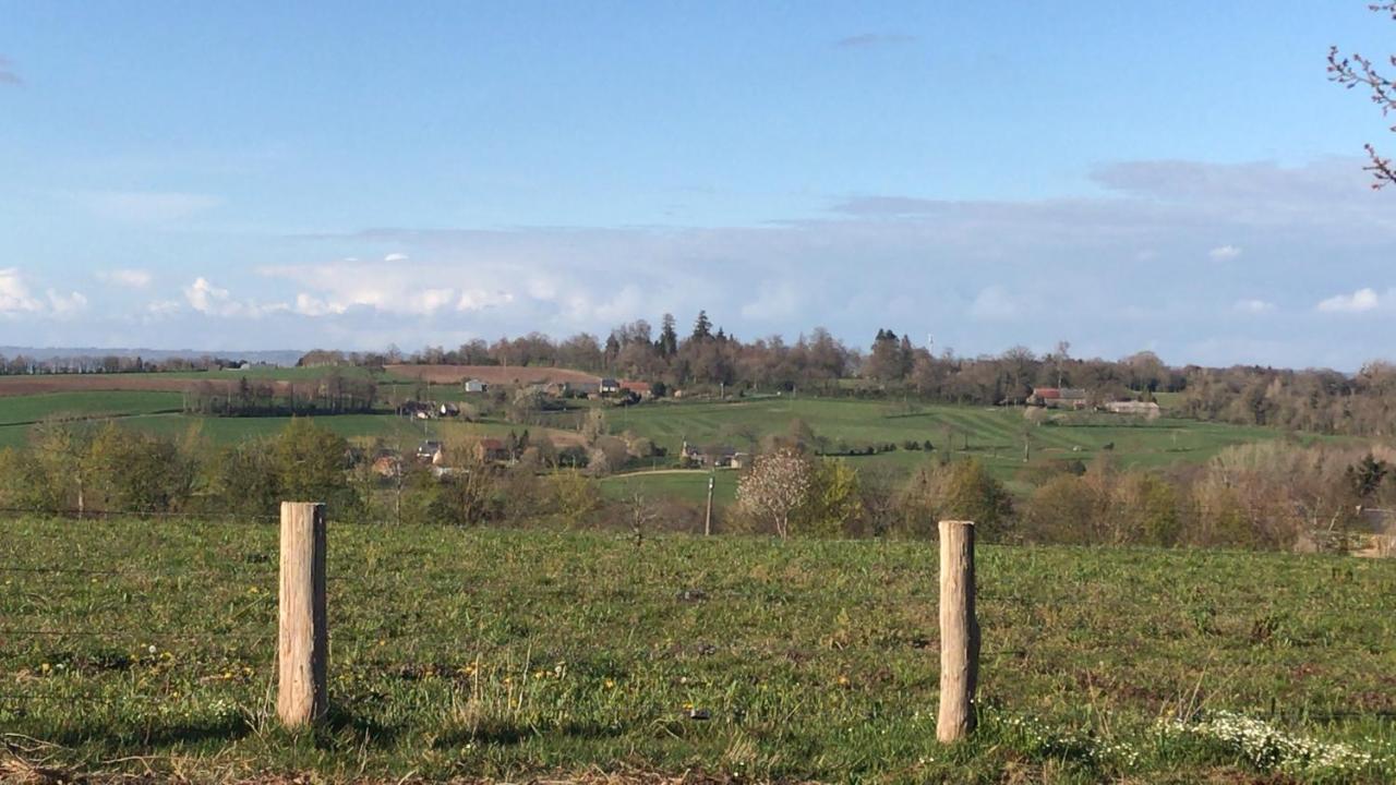 Le Jardin Des Fees Bed & Breakfast Savigny-le-Vieux Bagian luar foto